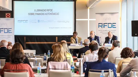 O conselleiro de Facenda e Administración Pública, Miguel Corgos, clausurou as X xornadas RIFDE sobre finanzas autonómicas pedindo consenso para facer a reforma.