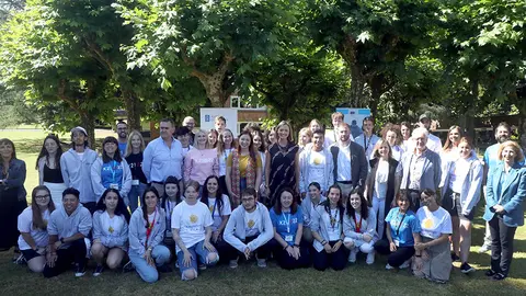 La conselleira de Política Social y Juventud, Fabiola García, acompañada del delegado territorial en A Coruña, Gonzalo Trenor, presentó hoy esta iniciativa europea.