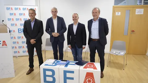 El vicepresidente primero y conselleiro de Economía, Industria e Innovación, Francisco Conde, asistió esta mañana en Vigo a la presentación de resultados de la Business Factory Auto.