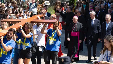 O presidente da Xunta asistiu á recepción do enviado especial do papa Francisco á Peregrinacion Europea da Mocidade.