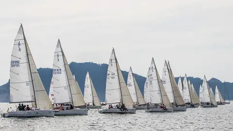 Casi 40 barcos aspiran a llevarse el título nacional  - Foto © Rosana Calvo