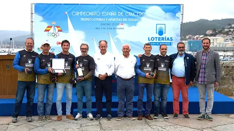 Finalmente, el Bullbox se hacía con la victoria, seguido por el valenciano Team Tac, segundo, y con el menorquín Alba III en la tercera posición.