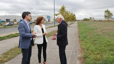 La conselleira de Medio Ambiente, Territorio y Vivienda visitó hoy Las Gándaras, en el que se invertirá el año que viene 1,95 *M? para finalizar la fase 3 y licitar las futuras ampliaciones.
