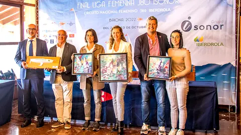 Presentación Final Liga Nacional Femenina de Vela.  © ROSANA CALVO.