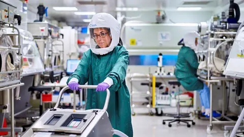 GSK Madrid Sept 2018 TB Lab Eva 2