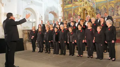 A Coral Polifónica de Arbo nunha actuación o pasado mes de setembro.
