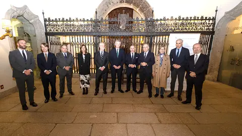 O presidente da Xunta, Alfonso Rueda, acompañado do vicepresidente primeiro e conselleiro de Economía, Industria e Innovación, Francisco Conde, e do conselleiro de Facenda e Administración Pública, Miguel Corgos, participa na entrega do X Premio á Excelencia empresarial do Club Financiero de Santiago. Hostal dos Reis Católicos, en Santiago de Compostela,