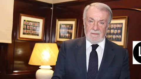 Jaime Mayor Oreja, esta mañana en el Círuculo de Empresarios de Galicia, en Vigo. ROBERTO LEDO.