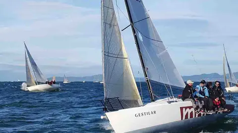 El Marías del portugués Manel Cunha hizo una entrada espectacular en la competición. REY ALONSO.