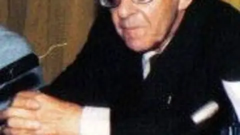 Gonzalo Torrente Ballester.