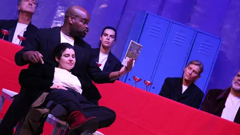 Calígula, interpretado por primeira vez por unha muller, Solange Sá.