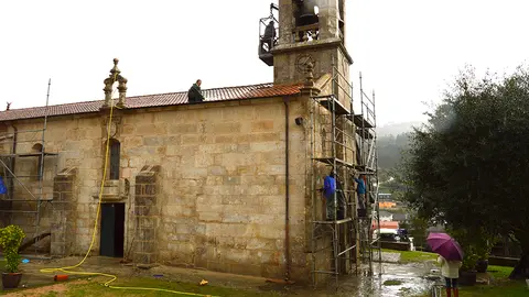 Igrexa mosense de santa Baia.