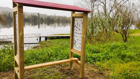 Observatorio e sinalización aves.