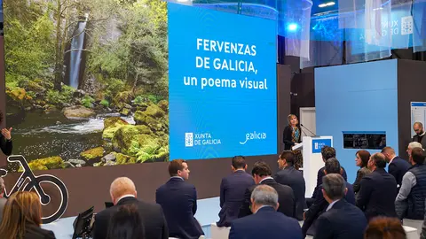 La directora de Turismo de Galicia, Nava Castro, participó en la presentación del catálogo Fervenzas de Galicia, Poema Visual, donde defendió la comunidad como un destino “de excelencia, con experiencias y vivencias únicas”.