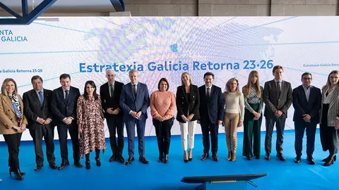 O titular do Executivo galego, Alfonso Rueda, acompañado doutros membros do Goberno autonómico, presenta a Estratexia Galicia Retorna 2023-2026. Centro de Innovación e Servizos da Tecnoloxía e o Deseño (Ferrol), .