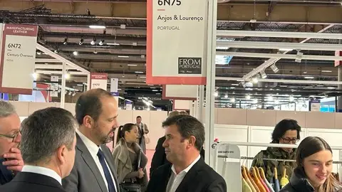 Secretário de Estado da Economia, Pedro Cilínio, visita os stands das empresas portuguesas presentes na edição de fevereiro da Première Vision Paris, Paris.