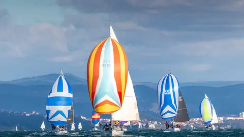 Imagen de la flota compitiendo durante la primera etapa de la edición.