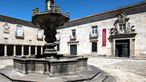 A Reitoria da UMinho, no Largo do Paço, Braga.
