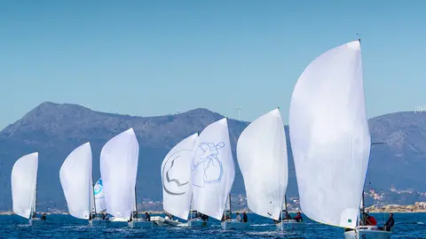 Final de las Villalia J70 Winter Series en la Isla de La Toja. 
©Sailingshots by María Muiña Photography