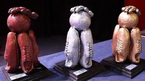 En esta segunda edición de ‘Golden Crack fútbol emotion’, se incorporan premios para la categoría de Fútbol Femenino, que tendrá una única fase para equipos de toda España.