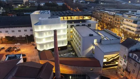 A Garagem Avenida é o epicentro do encontro.