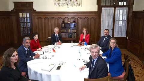 O presidente da Xunta asistiu xunto aos presidentes de Euskadi, Cantabria e Principado de Asturias á reunión que se celebra no marco da Comisión do Arco Atlántico.
