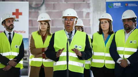 Primeiro-Ministro, António Costa, e Ministra do Trabalho, Solidariedade e Segurança Social, Ana Mendes Godinho, visitam obras da Unidade Social Integrada da Portela, Loures