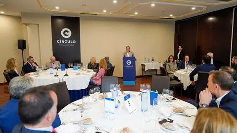 a conselleira do Mar participó en un desayuno-coloquio del VII Galicia Market Place sobre cuestiones relacionadas con la cadena mar-industria.