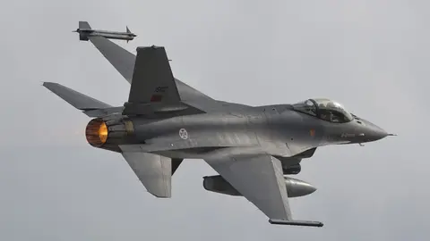 Aeronave F16.