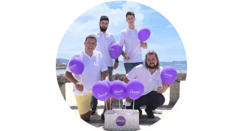 Dooroti con el “Premio a la Startup Industrial con mayor impacto o crecimiento” por la creación de una red colaborativa de plazas de aparcamiento de alquiler cuando están libres en varias ciudades gallegas.