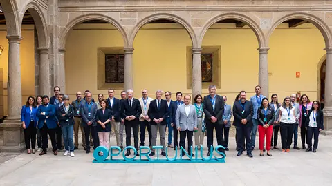 El presidente de la Xunta participó en la inauguración del III Encuentro Oportunius.