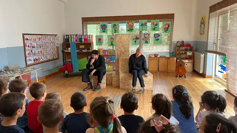 'A Maior Flor do Mundo' de José Saramago.