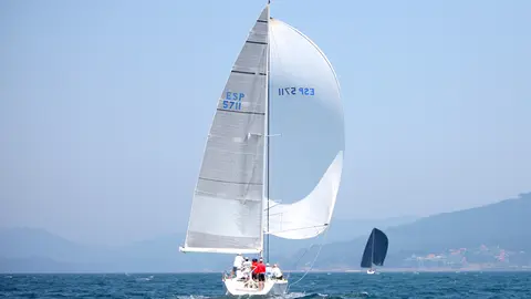 Siradella y Corsario llegando a Portosín.