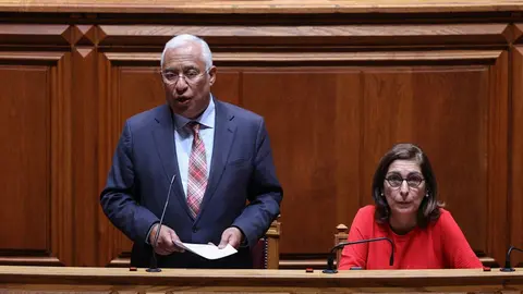 Primeiro-Ministro António Costa e Ministra Adjunta e dos Assuntos Parlamentares, Ana Catarina Mendes, no debate preparatório do Conselho Europeu, Assembleia da República.