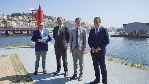 El conselleiro do Mar se reunió con el presidente de la Comisión de Pesca del Parlamento Europeo.