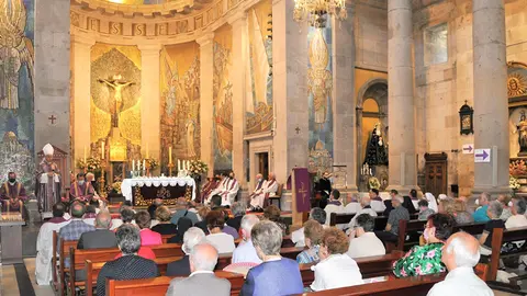 La diócesis de Tui-Vigo celebró una misa por el eterno descanso de su obispo emérito Mons. José Diéguez, en Vigo y en Tui.