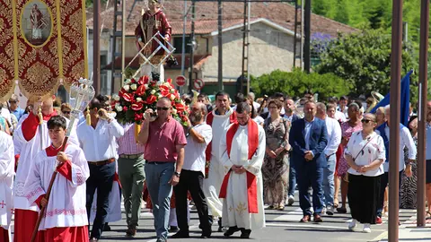 A procesión o seu paso por Marqués de Viana.
