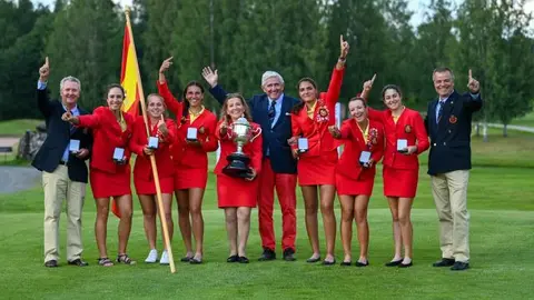 2023 Europeo Absoluto Femenino por Equipos España. Cayetana Fernández, Carolina López-Chacarra, Julia López, Lucía López, Carla Tejedo y Carla Bernat, artífices del triunfo en Finlandia.