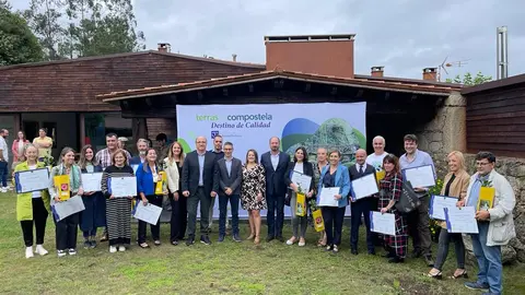 El director de Turismo de Galicia, Xosé Merelles, participa en el acto de entrega de estas 17 distinciones que recibieron desde alojamientos de turismo rural, restaurantes, empresas de turismo activo o de turismo industrial.