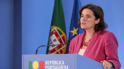 Ministra da Presidência, Mariana Vieira da Silva, na conferência de imprensa sobre a renovação do Plano de Recuperação e Resiliência.