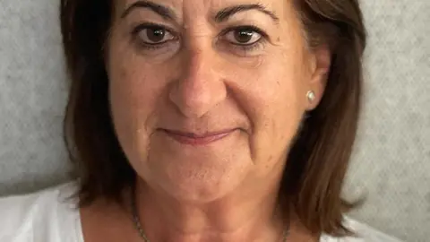 Sara Santos Ferreiro, nova presidenta da Asociación Hostelería Compostela.