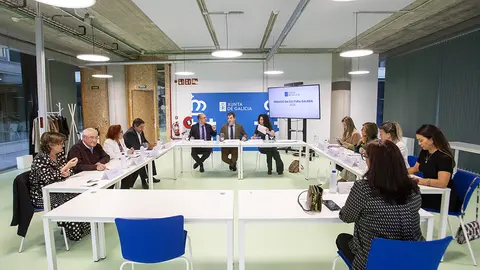     O conselleiro de Cultura, Educación, FP e Universidades, Román Rodríguez, preside a xuntanza do xurado dos Premios da Cultura Galega 2023. 