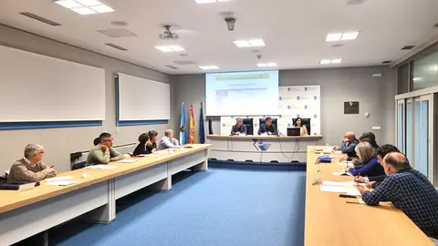 El director de la Axencia Galega de Calidade Alimentaria, José Luis Cabarcos, presidió este encuentro al que también asistió el director xeral de Planificación e Ordenación Forestal, José Luis Chan.