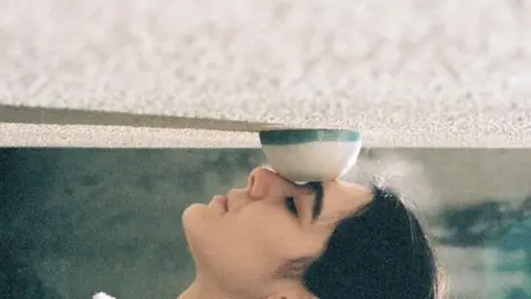 Como parte del programa del país invitado, Galicia. Procesos y Formas, y en colaboración con la Fundación Artesanía de Galicia, tendrá lugar en ESAD una jornada que pretende mostrar el trabajo de Idoia Cuesta, Isaac Piñeiro y Verónica Moar. El evento también incluye la presentación del libro de la exposición.