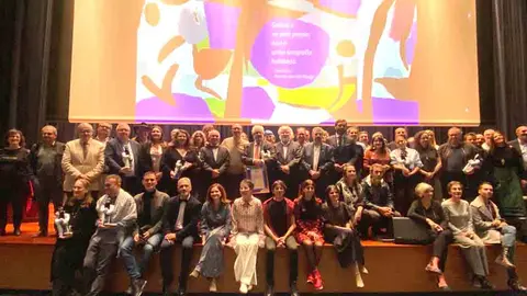 Foron premiados Berta Davila, Carlos Callón, Tanxugueiras, Teresa Táboas, Teatro Ensalle, Pepe Coira, Estrelas no Camiño e Bieito Ledo.