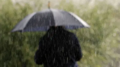 O fenómeno adverso por temporal costeiro afectará a toda a costa durante a tarde por mar combinada con ondas de máis de 10 metros e ventos de ata forza 10.