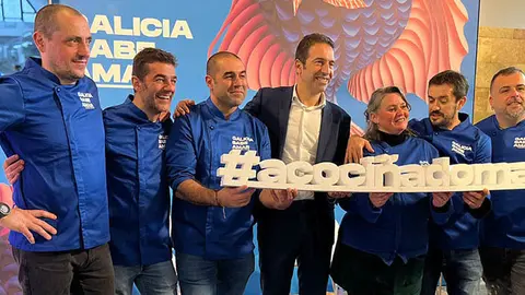 Para medir, fundamentar e cuantificar o impacto, a Consellería do Mar quixo contar con algúns dos maiores expertos da economía ligada a pesca das Universidades de Santiago e A Coruña. Puxéronse en marcha dous estudos que tratan de medir o golpe que supón ao consumo esta errónea e inexplicable decisión do Executivo que preside Pedro Sánchez. O primeiro destes informes é un análise sobre os cambios na dieta trala pandemia, no que se presta especial atención aos produtos pesqueiros.

O segundo dos traballos académicos, elaborado polo Grupo de Investigación en Economía Pesqueira e Recursos Naturais da USC, aborda os efectos económicos e distributivos da redución do IVE no sector pesqueiro.