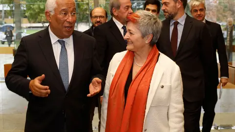 António Costa com a presidente da Comissão Técnica Independente.