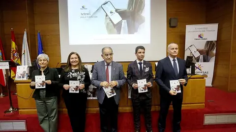 A delegada territorial da Xunta en Vigo participou este martes na presentación da aplicación da Asociación de Comerciantes das Travesas.
