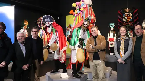 O conselleiro de Cultura informa nunha reunión con representantes de varios entroidos de que o DOG publicará a vindeira semana a incoación do expediente.